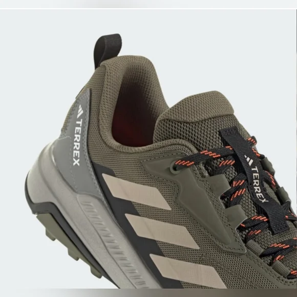 Adidas Anylander Mid Hiking Shoes in Olive Green Mens Size 13M